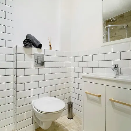 Piekny 3city Z Balkonem W Centrum Sopotu By Renters *